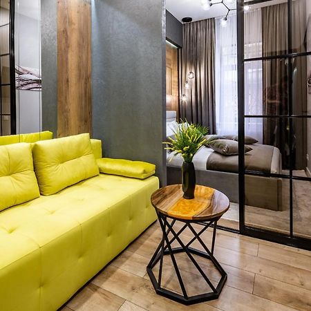 Alfa Apartments Kulisha 12 Lviv Buitenkant foto