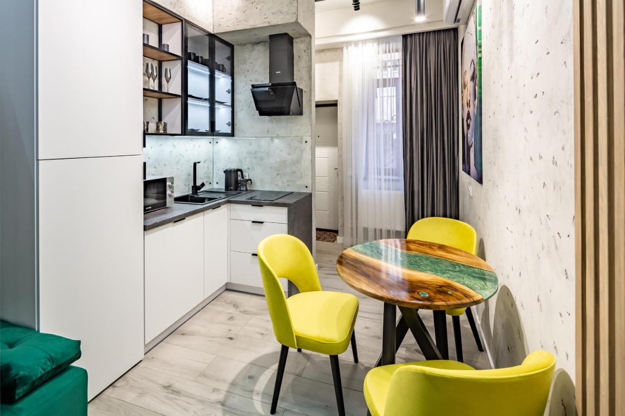 Alfa Apartments Kulisha 12 Lviv Buitenkant foto
