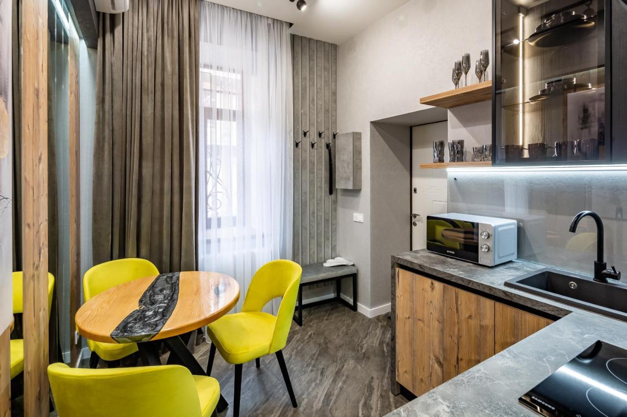 Alfa Apartments Kulisha 12 Lviv Buitenkant foto
